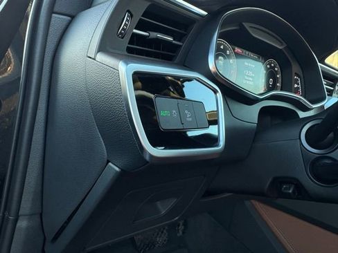 Certified 2025 Audi A6 Premium Plus image 18