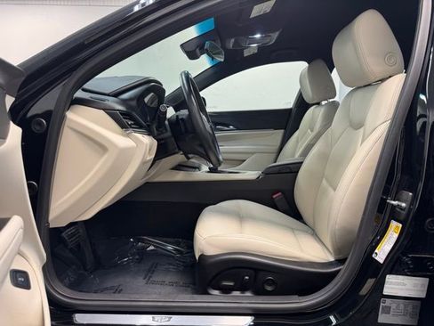 Used 2022 Cadillac CT4 Luxury image 13