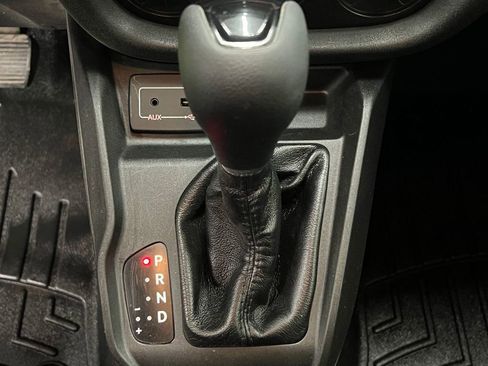 Used 2018 RAM ProMaster City Tradesman SLT image 12