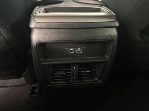 Used 2020 Nissan Murano S FWD image 32
