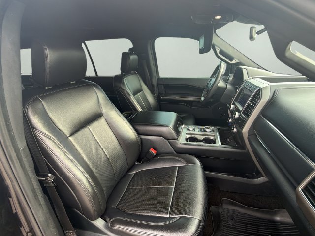 Used 2020 Ford Expedition Max XLT w/ Equipment Group 202A AWD/4WD image 10