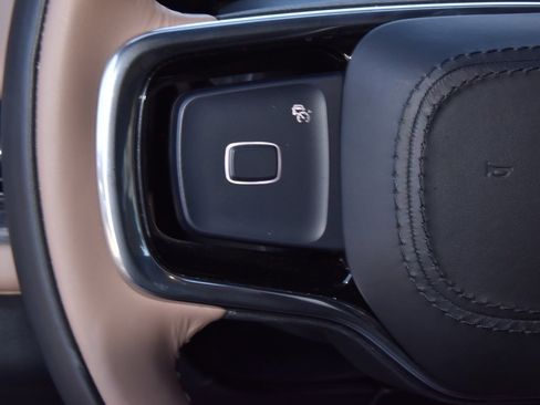 Certified 2025 Lincoln Navigator Black Label image 26