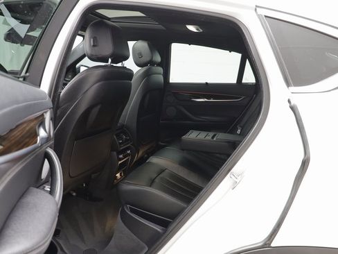 Used 2019 BMW X6 xDrive35i w/ Premium Package image 14