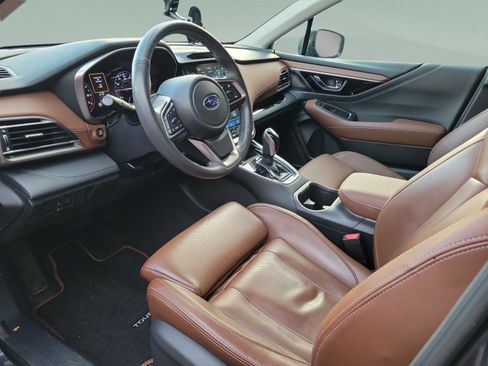 Used 2023 Subaru Outback Touring AWD/4WD image 17