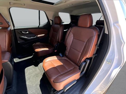 Used 2019 Chevrolet Traverse High Country w/ LPO, Floor Liner Package AWD/4WD image 23