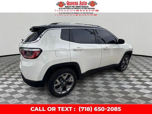 Used 2018 Jeep Compass Limited w/ Navigation Group image 5