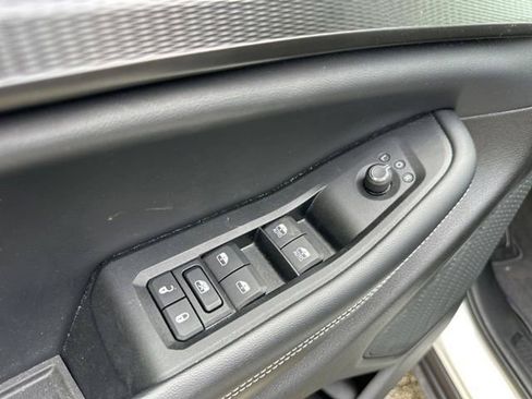 Certified 2023 Jeep Grand Cherokee Altitude AWD/4WD image 11