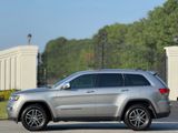 Used 2018 Jeep Grand Cherokee Limited image 6
