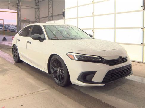 Used 2024 Honda Civic Sport image 3