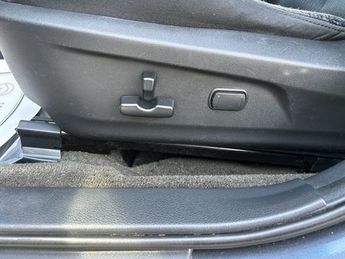 Used 2012 Subaru Outback 3.6R Premium image 15