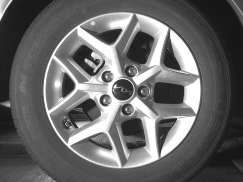 Used 2025 Kia Soul LX w/ LX Technology Package FWD image 18