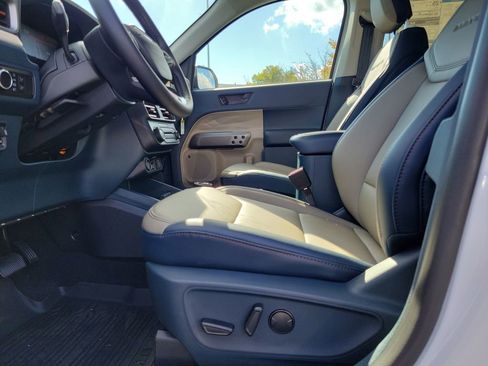 New 2025 Ford Maverick Lariat w/ 4K Tow Package image 17