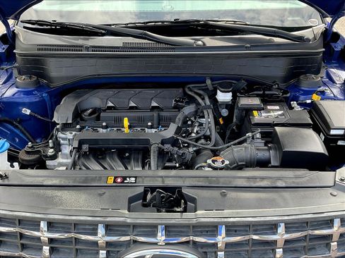 Used 2024 Hyundai Venue Limited FWD image 29