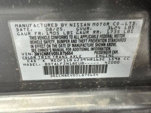 Used 2025 Nissan Versa SV w/ Trunk Package image 26