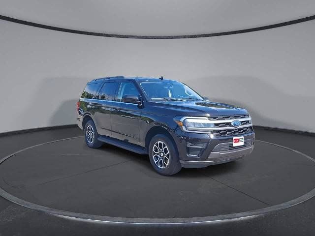 Certified 2024 Ford Expedition XLT AWD/4WD image 2