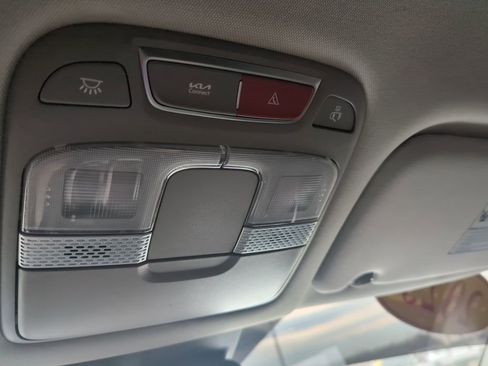 Used 2023 Kia Telluride S image 54