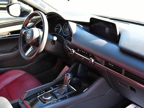 Used 2024 MAZDA MAZDA3 s image 43
