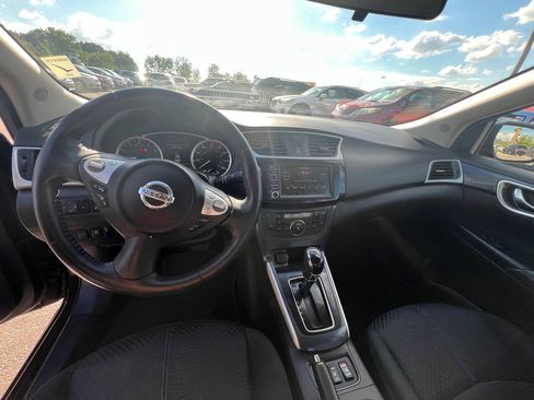 Used 2019 Nissan Sentra SR FWD image 5