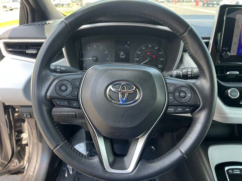 Used 2024 Toyota Corolla SE FWD image 12
