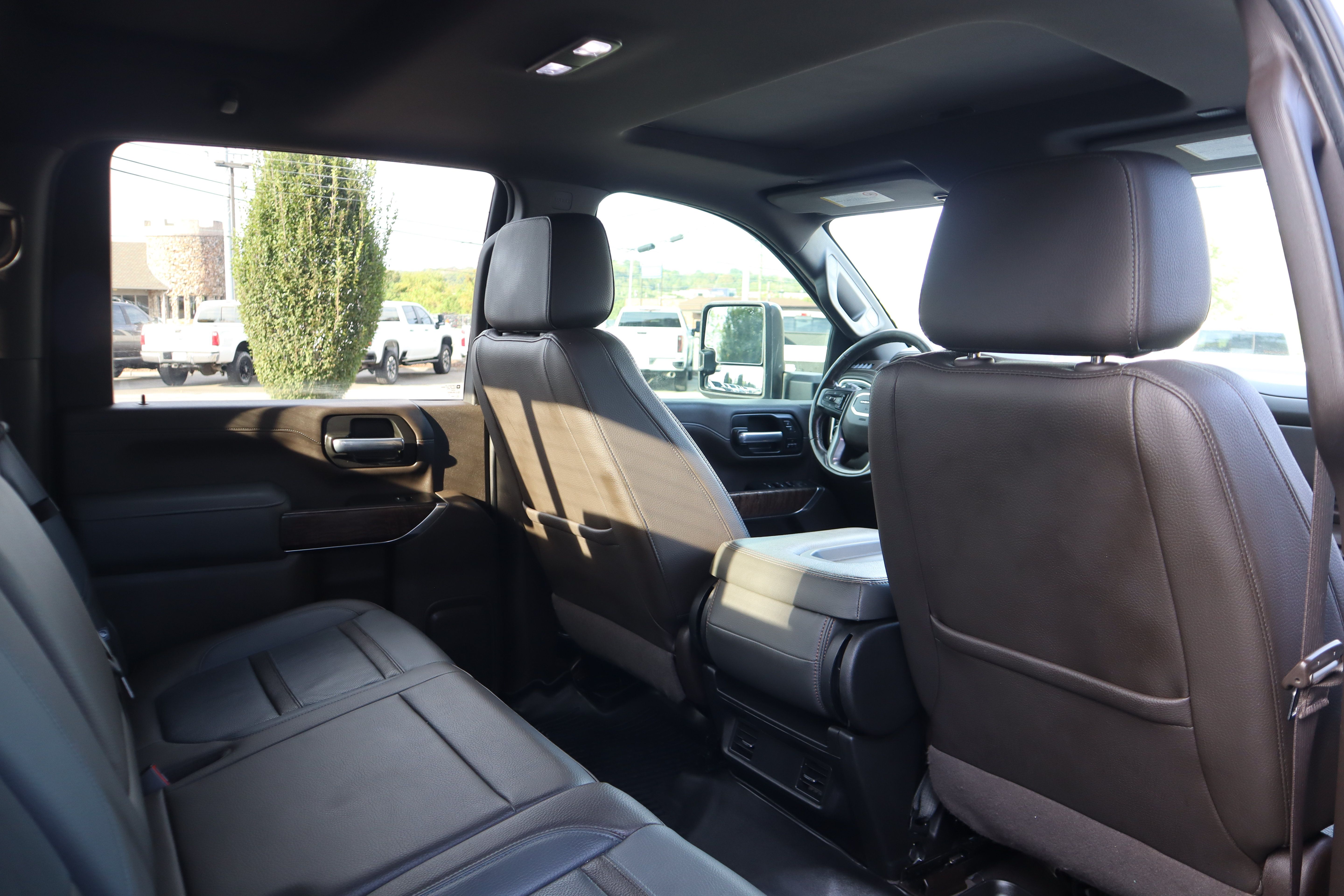 Used 2020 GMC Sierra 2500 Denali w/ Denali Ultimate Package AWD/4WD image 30