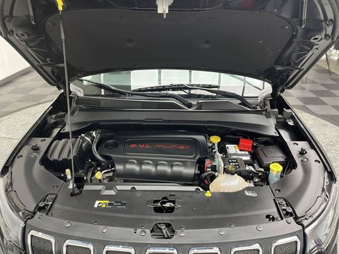 Used 2022 Jeep Compass Latitude AWD/4WD image 26