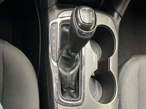 Used 2017 Chevrolet Cruze LT image 19