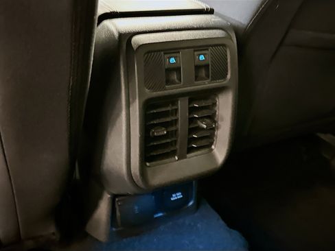 Used 2025 Ford Bronco Big Bend image 28