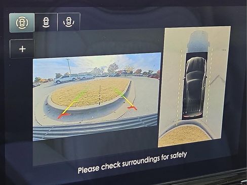 Used 2020 Lincoln Navigator Black Label w/ Cargo Convenience Package image 16