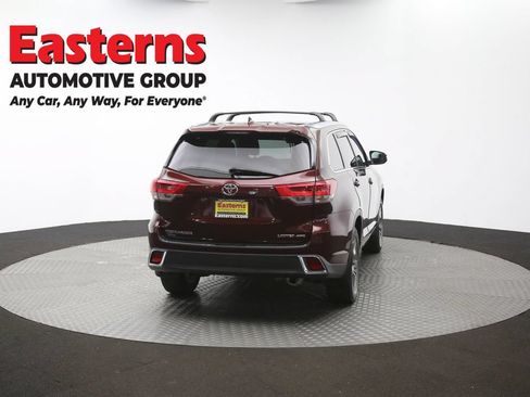 Used 2019 Toyota Highlander Limited Platinum AWD/4WD image 44