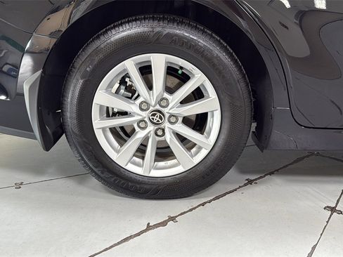 Used 2026 Toyota Camry LE w/ Convenience Package image 22