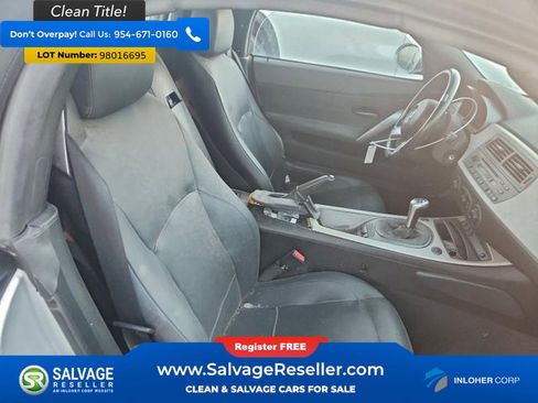 Used 2003 BMW Z4 3.0i image 13