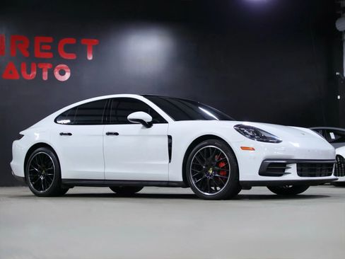 Used 2017 Porsche Panamera 4 image 9