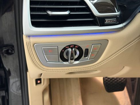 Used 2018 BMW 740e xDrive 740e xDrive iPerformance image 20