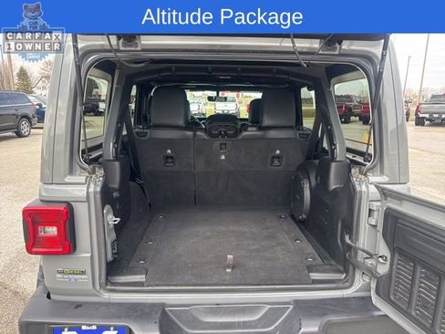 Used 2021 Jeep Wrangler Unlimited Sahara AWD/4WD image 12