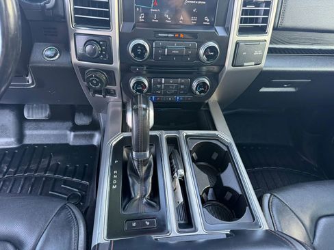 Used 2018 Ford F150 Platinum w/ Equipment Group 701A Luxury AWD/4WD image 41
