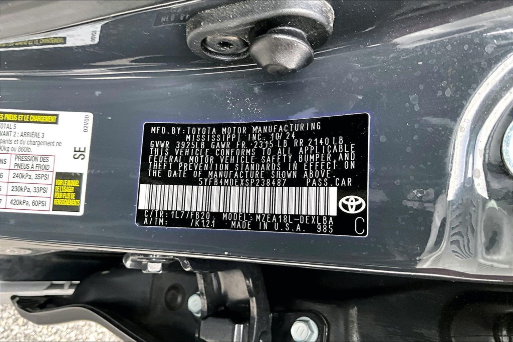 Used 2025 Toyota Corolla LE w/ Convenience Package FWD image 21