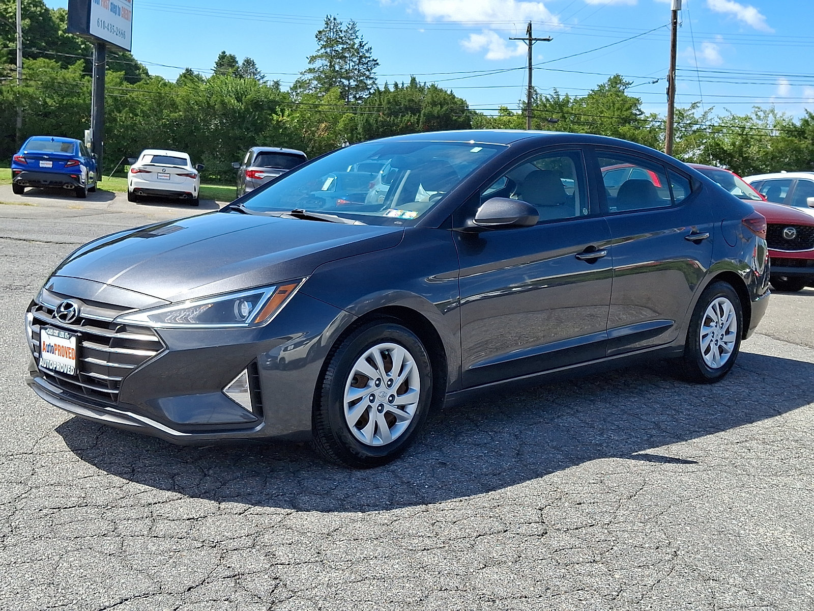 Used 2020 Hyundai Elantra SE FWD image 3