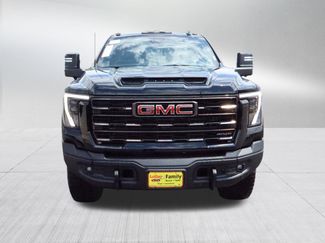 New 2026 GMC Sierra 2500 AT4X w/ AT4X AEV Edition AWD/4WD video 2