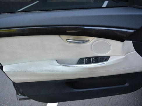 Used 2010 BMW 535i Gran Turismo RWD image 8