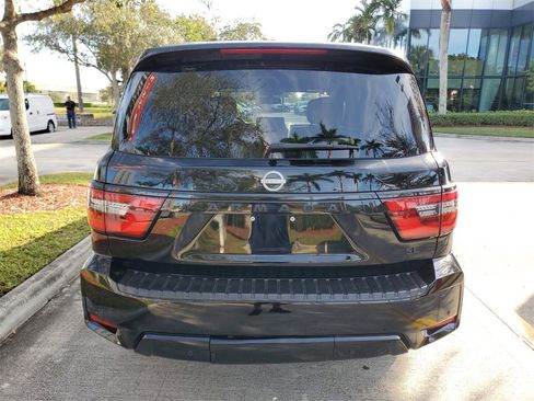 Certified 2023 Nissan Armada SL w/ Midnight Edition Package image 5
