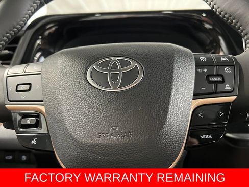 Used 2025 Toyota Crown Signia image 35