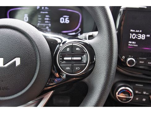 Certified 2023 Kia Soul S FWD image 18