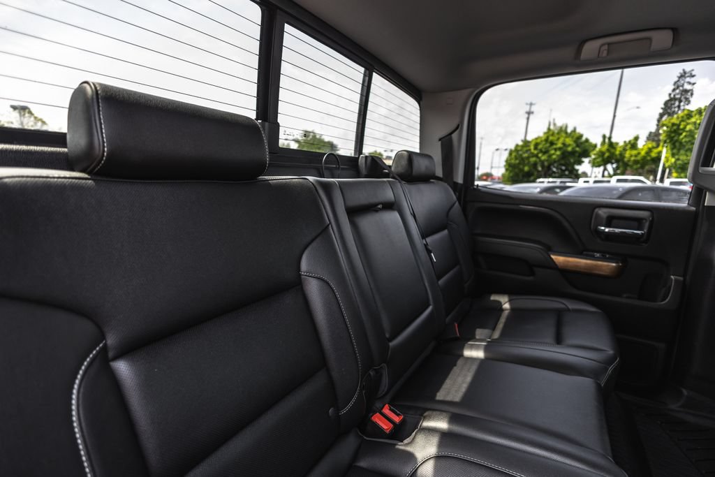 Used 2019 Chevrolet Silverado 2500 LTZ w/ Duramax Plus Package AWD/4WD image 36