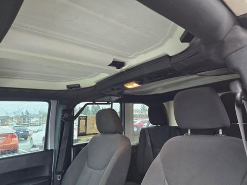 Used 2016 Jeep Wrangler Unlimited Sport image 21