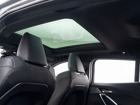 Certified 2025 BMW X2 xDrive28i w/ Premium Package image 19