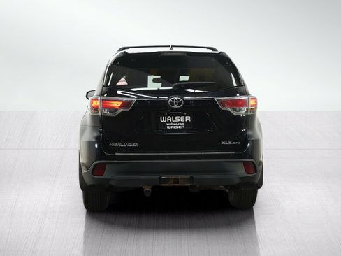 Used 2015 Toyota Highlander XLE AWD/4WD image 5