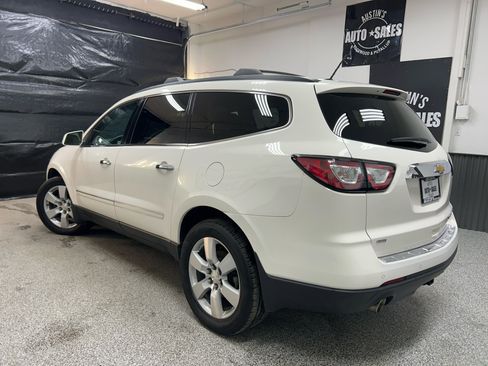 Used 2014 Chevrolet Traverse LTZ image 4
