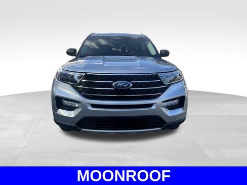 Certified 2022 Ford Explorer XLT w/ Equipment Group 202A image 10