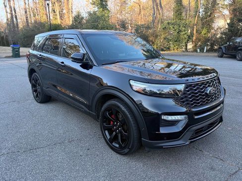 Used 2021 Ford Explorer ST w/ Equipment Group 401A image 7