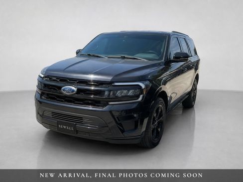 Used 2024 Ford Expedition Limited AWD/4WD image 1